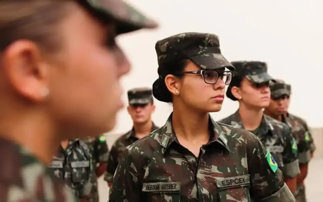 Alistamento militar voluntário feminino está aberto e segue até junho