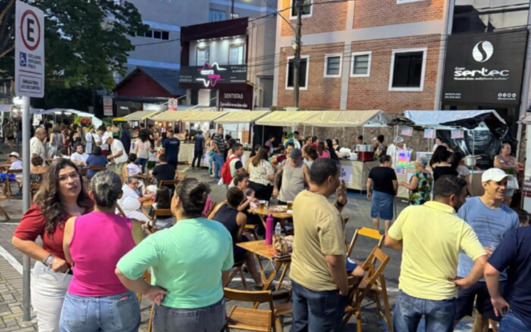 Feira de Extrema tem novo endereço e passa a funcionar aos sábados na Praça Central a partir do dia 22 de março-1
