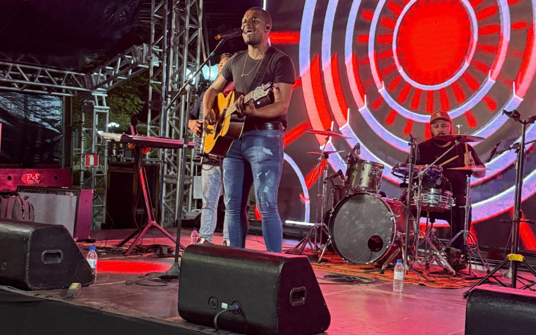 Festa de São João em Extrema reúne mais de 4 mil pessoas em três dias de programação inédita na Praça Central de Extrema-1