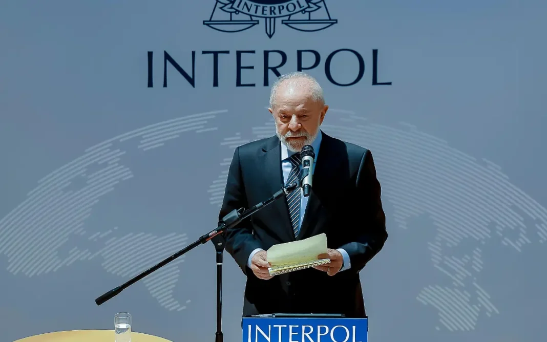 Lula diz que organizações criminosas operam na politica e até no judiciário