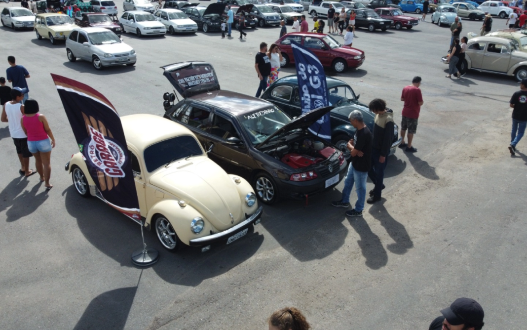 Retrô Garage Maior evento automotivo do Sul de Minas integra programação do Lobo Rock Fest e marca sexta exposição de veículos antigos em Extrema-1
