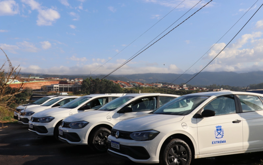 Prefeitura de Extrema substitui veículos alugados por modelos 0 km para reforçar a frota própria-1