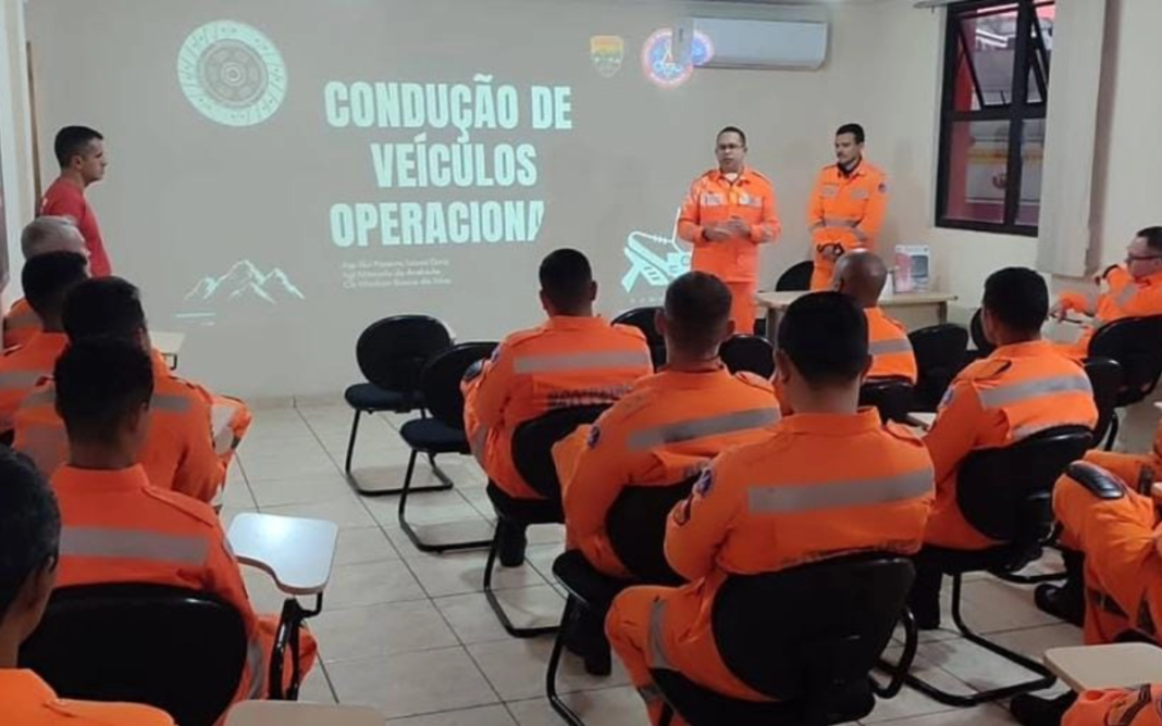 Bombeiros realizam workshop sobre condução e manutenção de viaturas em Pouso Alegre-1