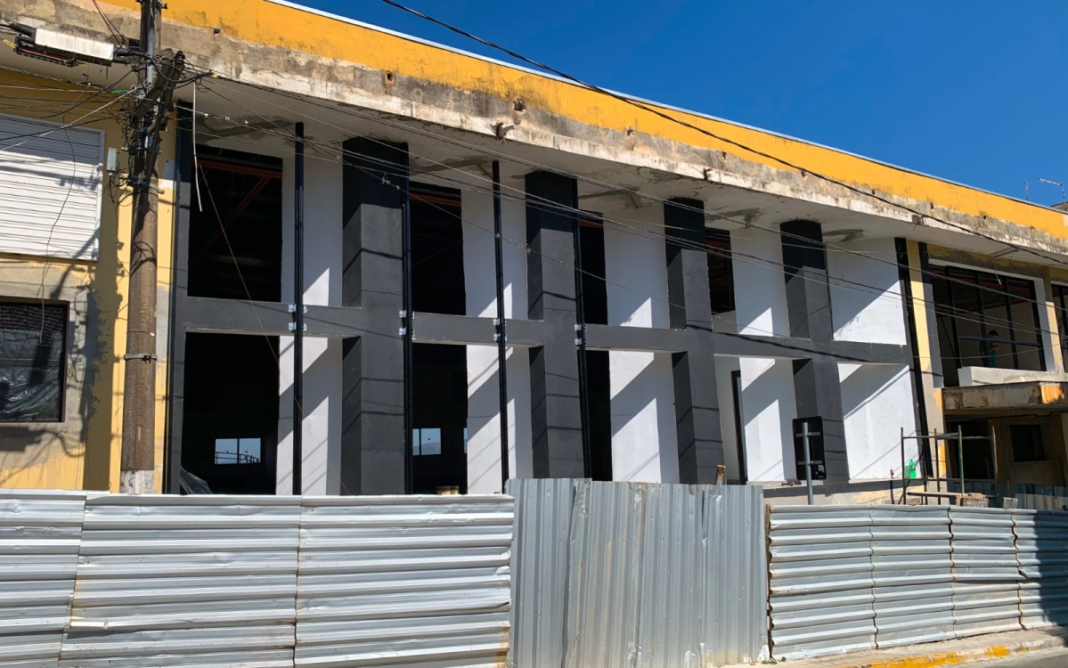 Obra de revitalização do Clube Literário Recreativo atinge cerca de 80% de conclusão e entra na reta final