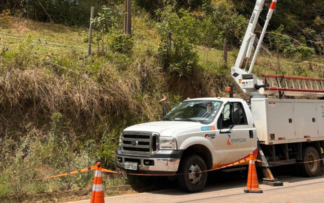 Equipes da Energisa atuam em melhorias na rede que atende Bueno Brandão, Camanducaia e Monte Verde