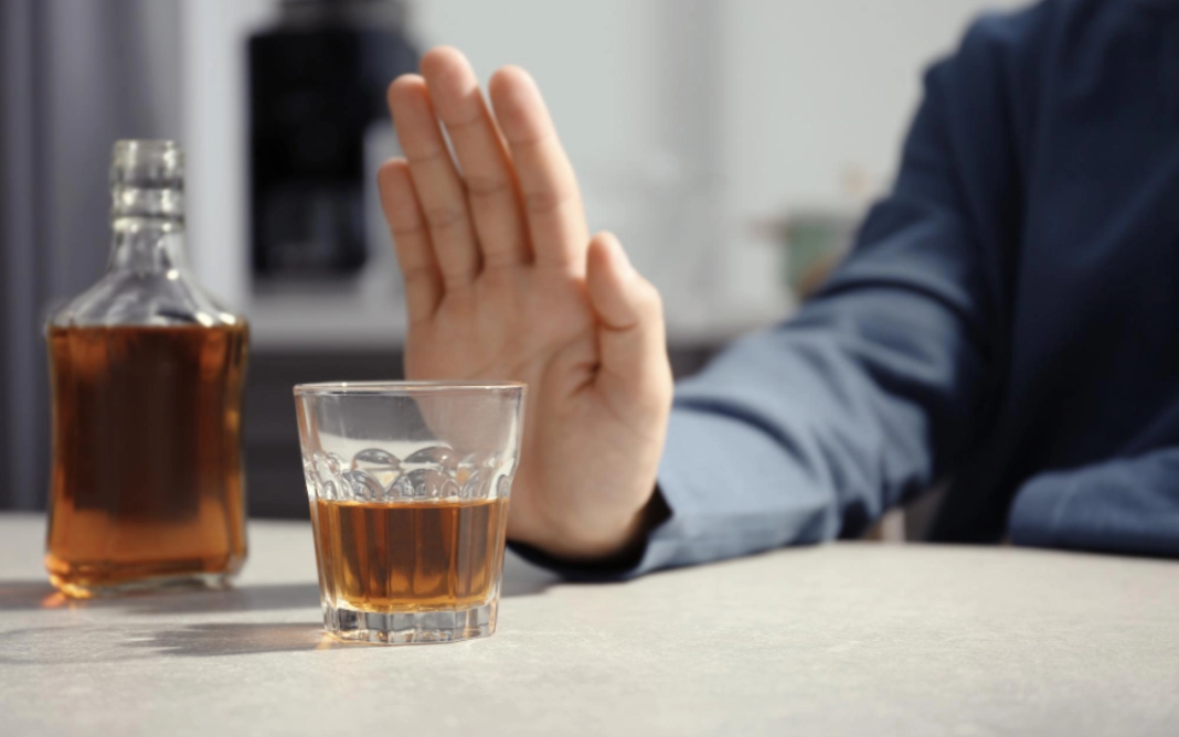 Procon Câmara faz alerta sobre bebidas alcoólicas adulteradas