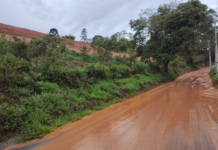Estrada do Juncal é interditada após deslizamento de terra