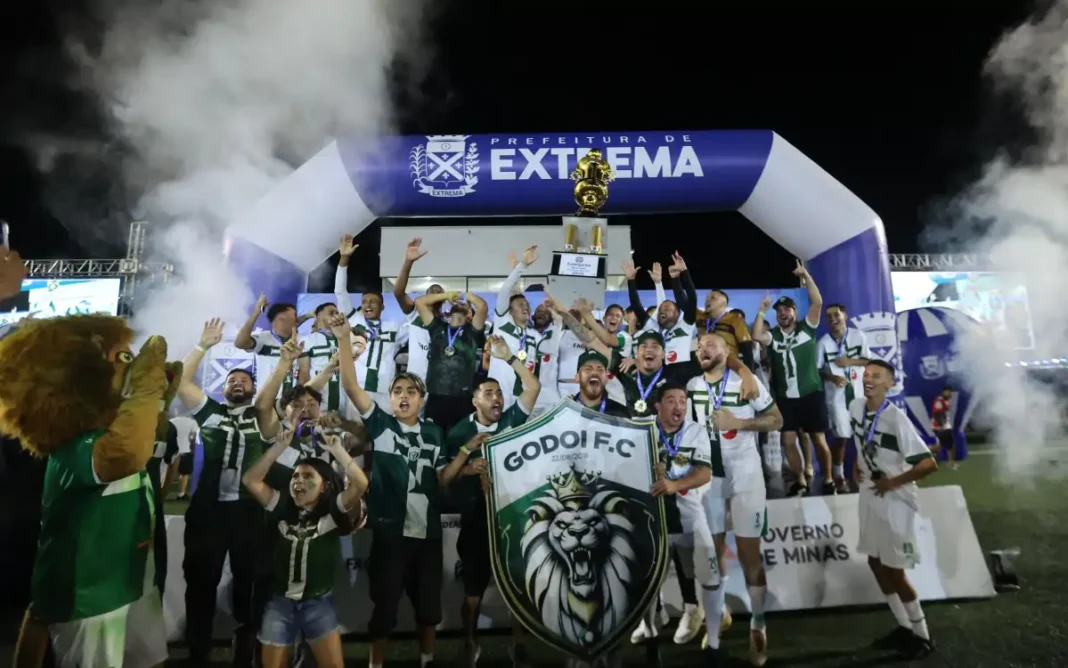 Godoi F.C. vence a 1ª Divisão e Cruzeiro do Norte leva a 2ª em Extrema
