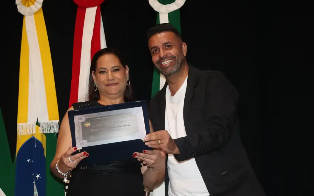 Força, fé e superação marcam o Prêmio Mulher Destaque