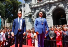 Zema renuncia ao governo de MG e diz: ‘Brasil está sendo destruído’