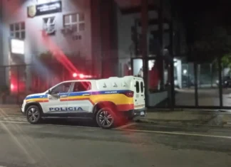 Criança de 2 anos é internada em estado grave após sofrer traumatismo craniano em Extrema