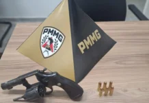 PMMG apreende arma e munições durante operação no Centro de Extrema