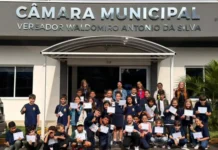 Câmara de Portas Abertas recebe alunos da Escola Municipal Maristela Carniel Onisto