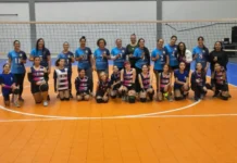 Dia das Mães é celebrado pela Secretaria de Esporte com partida especial entre mães e filhas, seguida de amistoso feminino adulto de vôlei