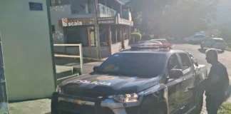 Indivíduo investigado por tentativa de feminicídio em Vargem se entrega à polícia após período foragido