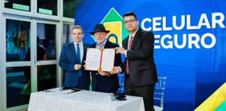 Lula anuncia “Serasa dos celulares roubados” e pede devolução de aparelhos
