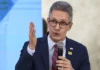 Romeu Zema critica fim da escala 6×1 e defende “produtividade”