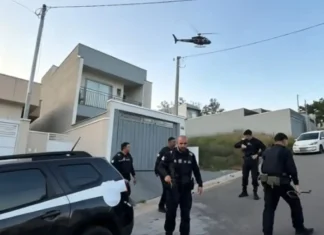 Operação prende cinco suspeitos de envolvimento em morte investigada como ‘tribunal do crime’ em Extrema