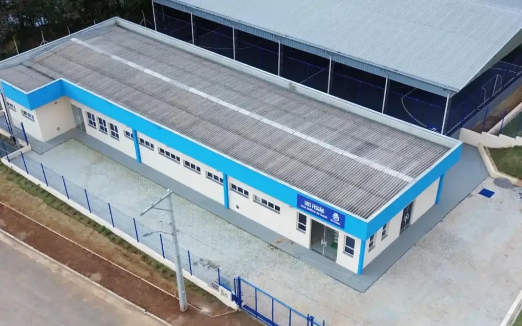 SECRETARIA DE SAÚDE INAUGURA NOVA UBS E FARMÁCIA POPULAR NO BAIRRO FISGÃO